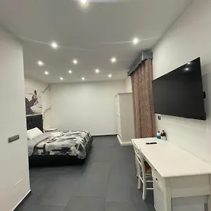  Apartamento Li Cumpari Salentini Italia